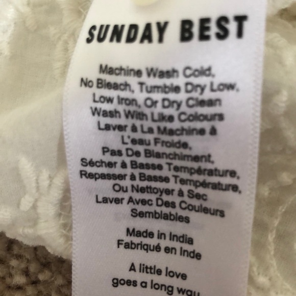 Aritzia cotton embroidered whitE top. NWOT. XS - Picture 8 of 8